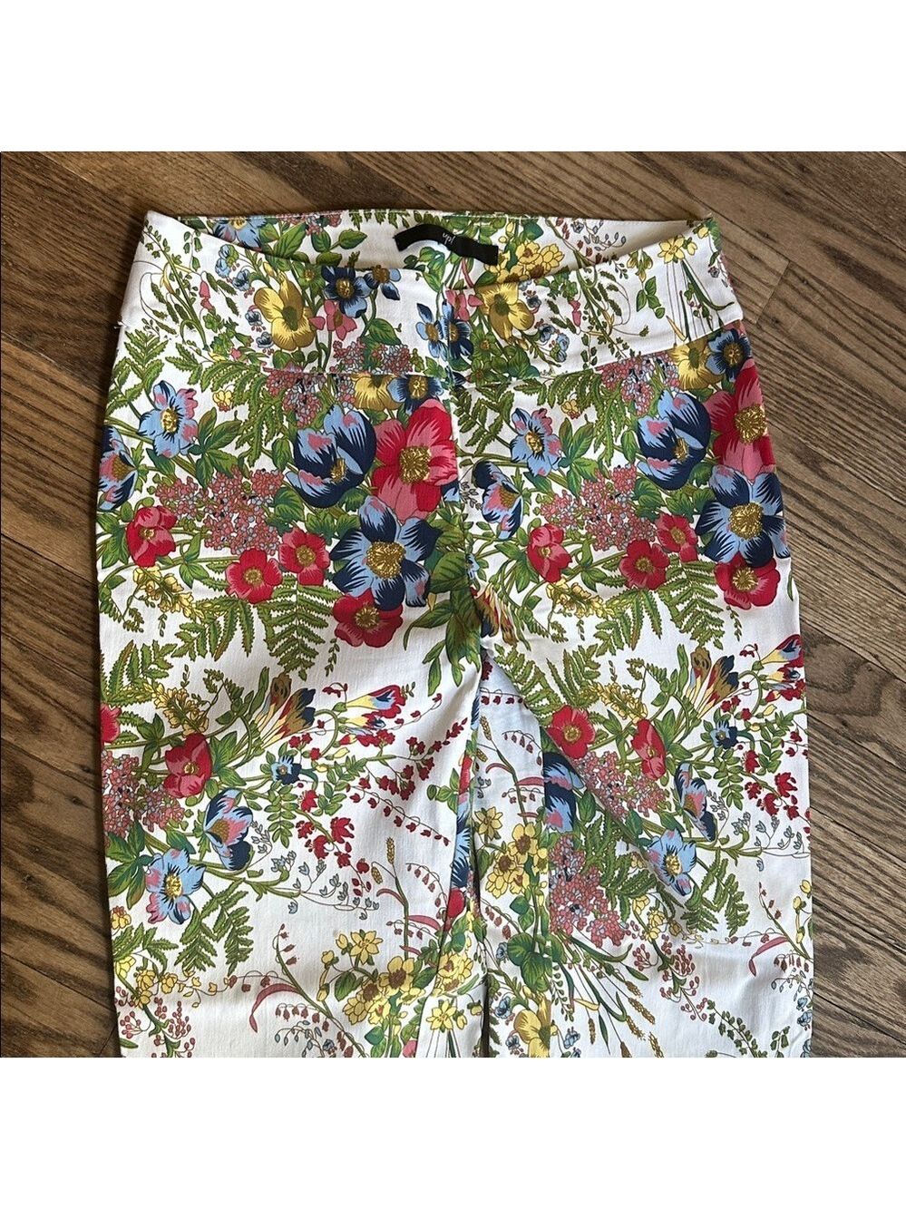 Women's Up! Thincredible Floral Stretch Pull-On Ankle Pants size 8 EUC